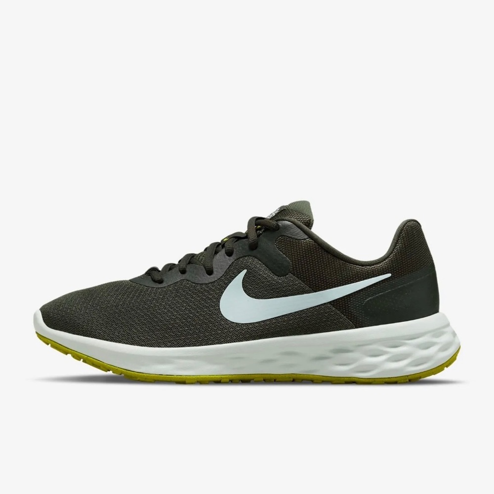 Nike Revolution 6 Next Nature Road Running Shoes - green (DC3728-300) new in box - Picture 5 of 9